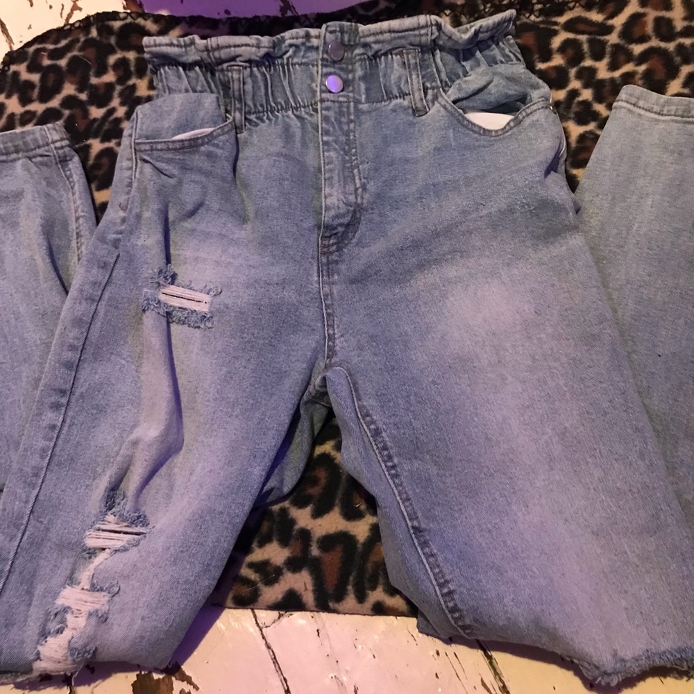 Tinseltown mom jeans